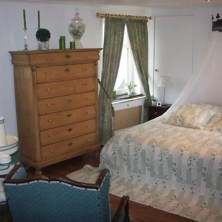 Moulin De Moxhe Micro Gite Et Gite - Bed & Dreams Hotel